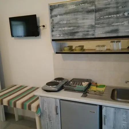 Anastasia 阿里克海滩